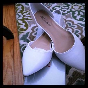 NIB White Flats Size 10